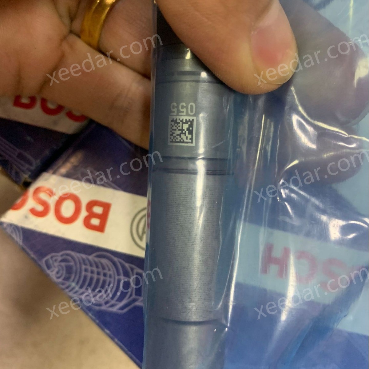 BOSCH Fuel Injector 0445117021