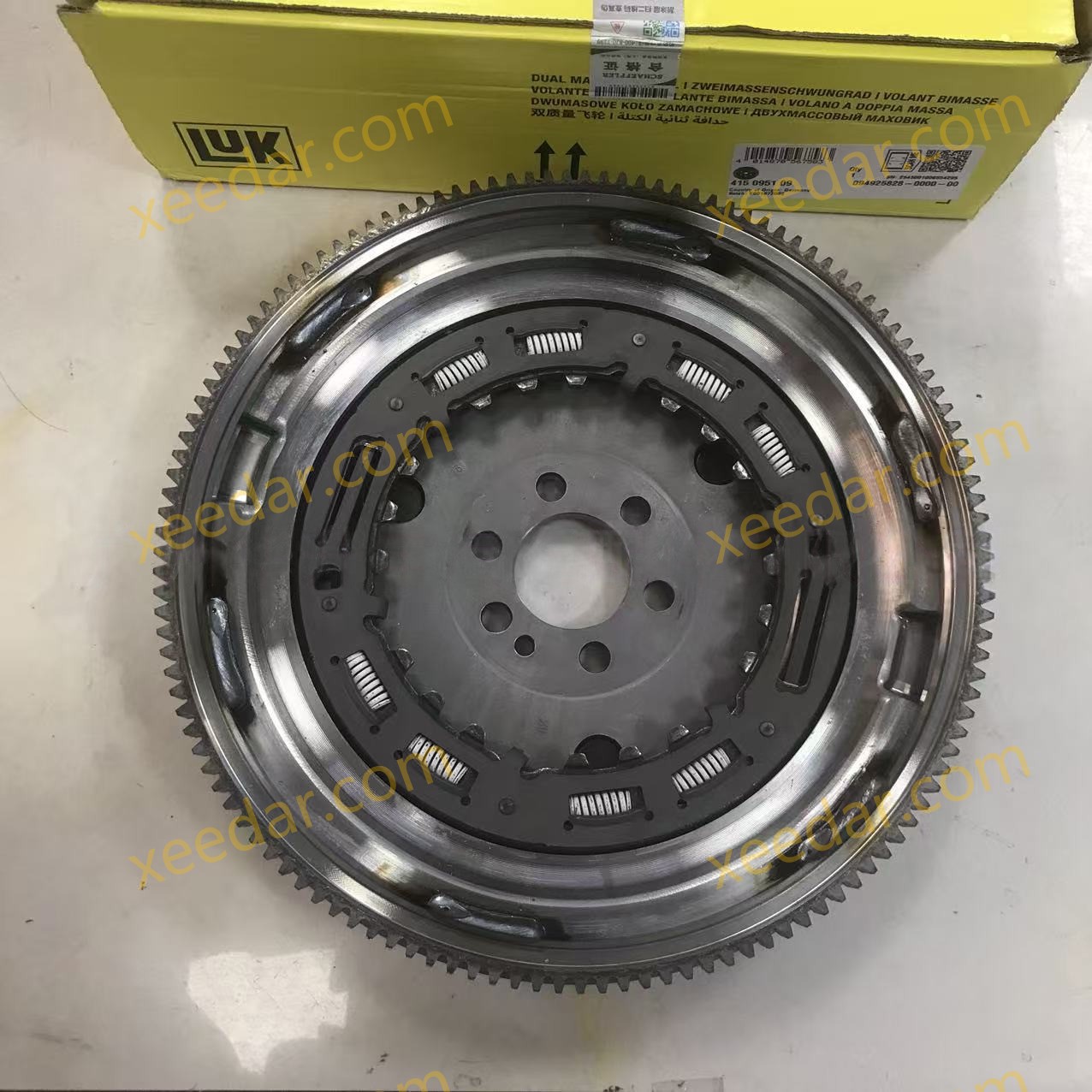 LUK 415095109 Dual Mass Flywheel for VW (04E 105 266 K)