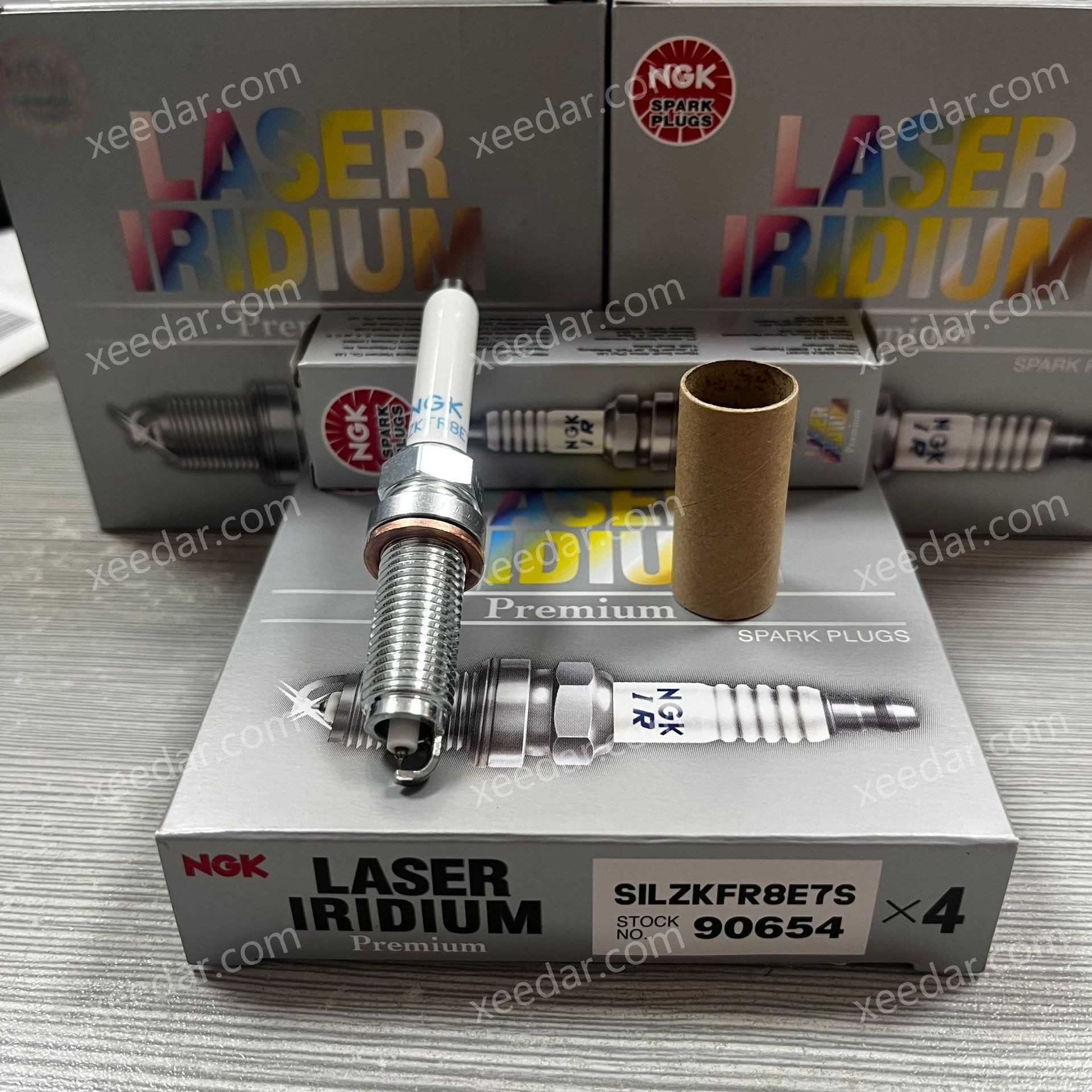 NGK 94940 ILKAR7C10 Spark Plug for Jaguar 5.0T / Land Rover 5.0